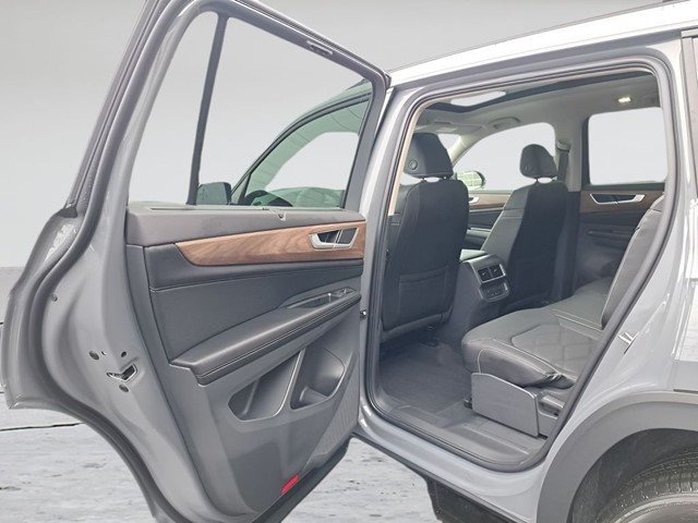 New 2026 Pure Gray Volkswagen 2.0T SE W/TECHNOLOGY image 26