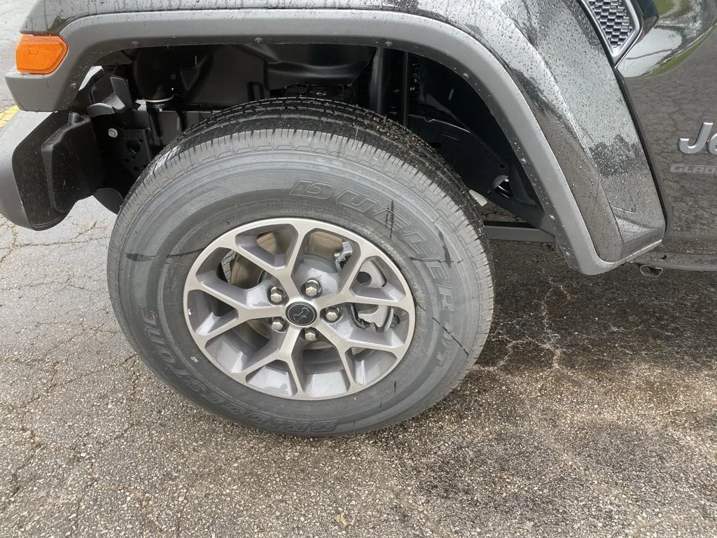 2025 Jeep Gladiator Sport S - Photo 4