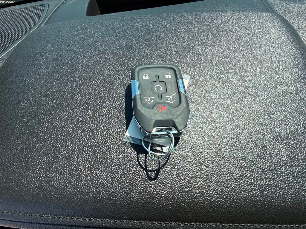 Used 2022 Black Chevrolet High Country image 37