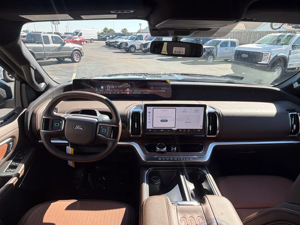 New 2027 Agate Black Metallic Ford MAX King Ranch® image 16