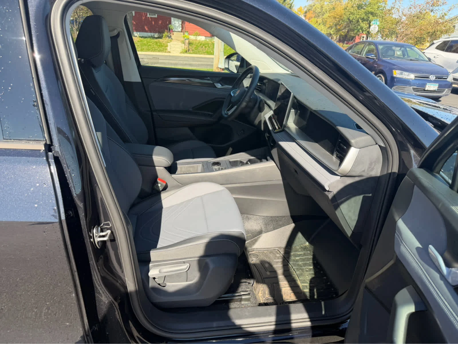 Certified Used 2026  Volkswagen SE image 8
