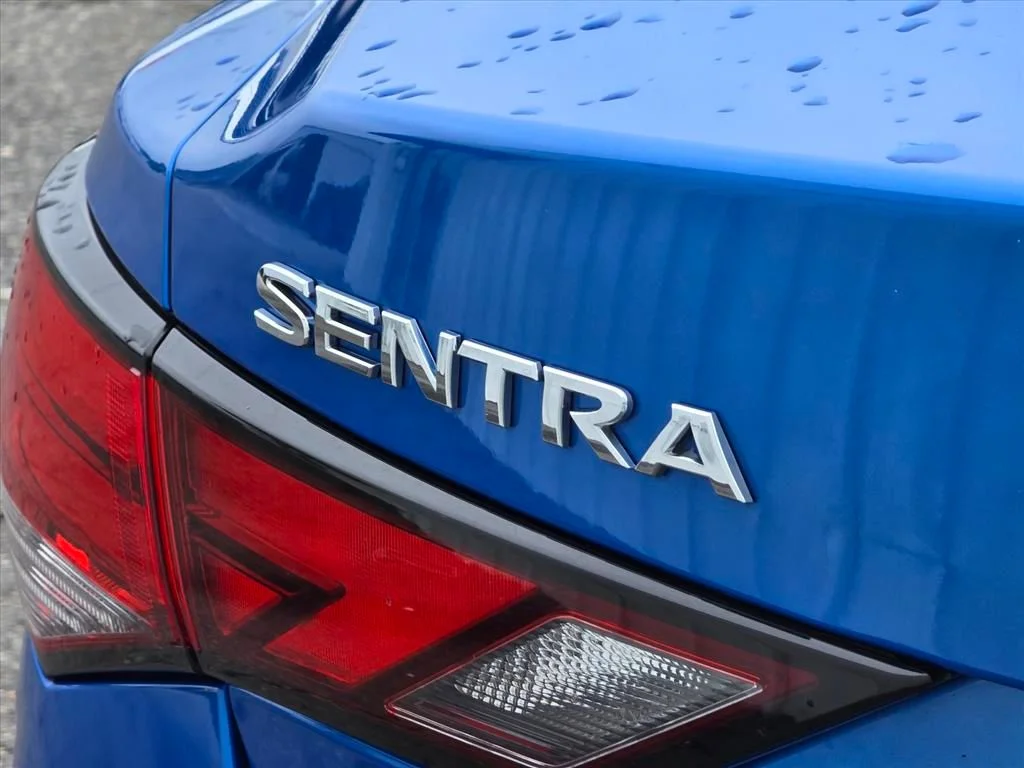 Used 2025 Blue Nissan SV image 16