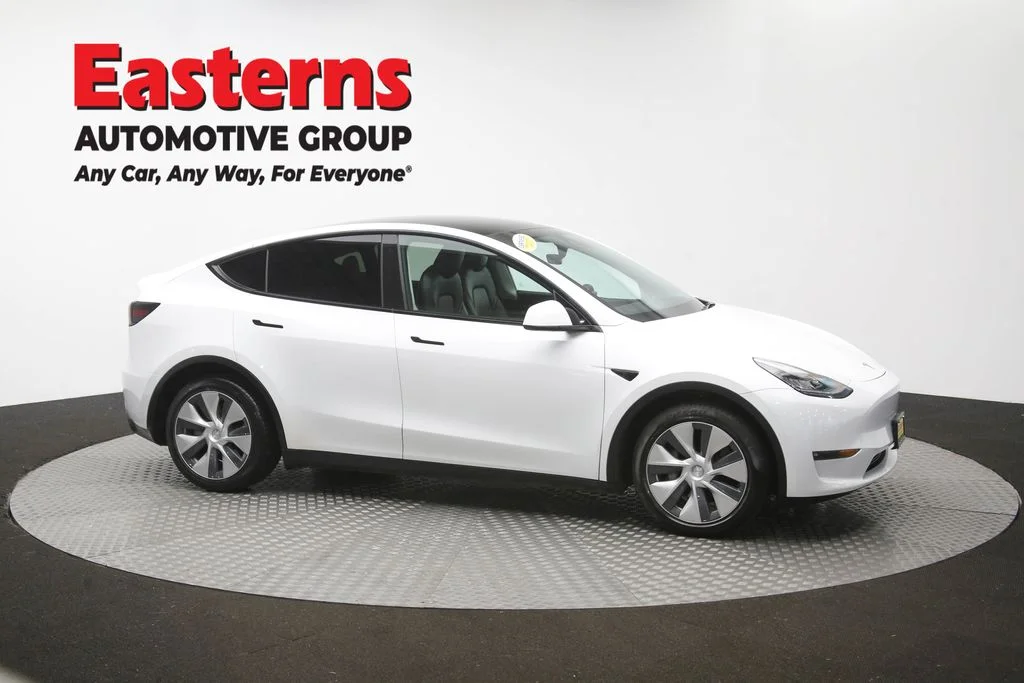 Used 2021 White Tesla Long Range image 41