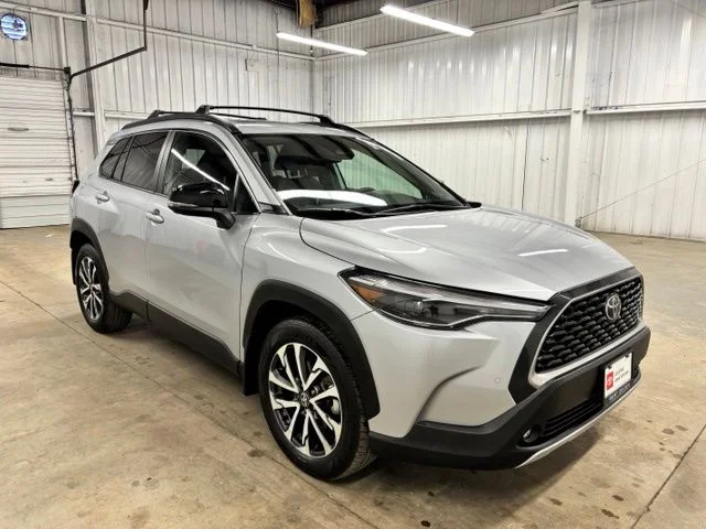 Used 2025 Silver Toyota XLE image 1