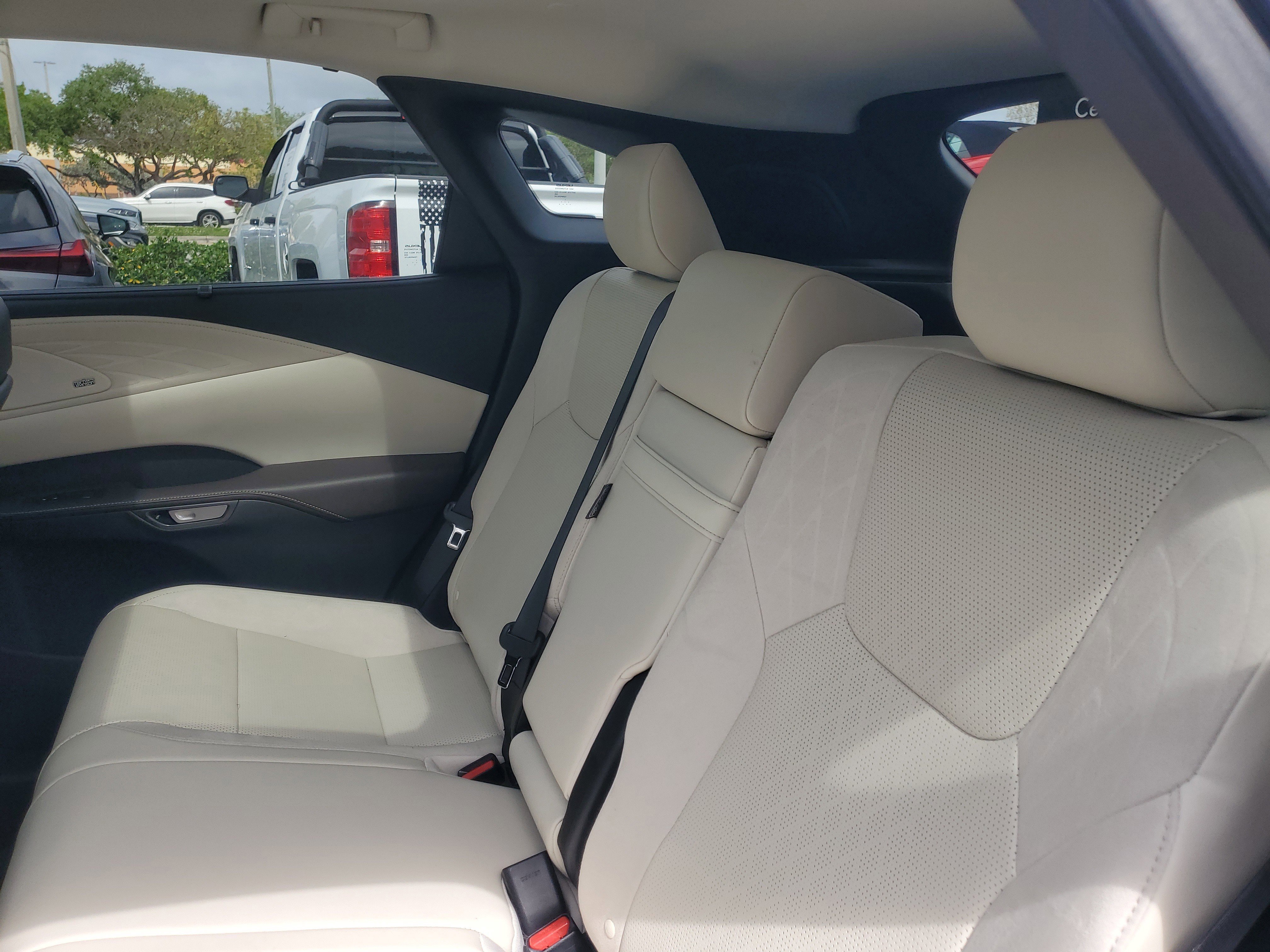 Used 2023 Mica Lexus RX 350 image 13