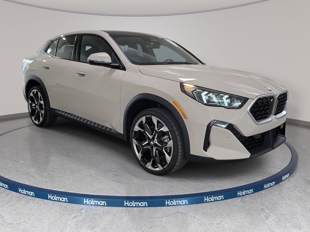 New 2026 Dune Grey Metallic BMW xDrive28i image 3