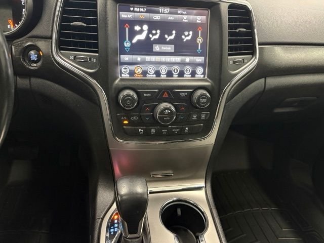 Used 2018 Black Jeep Altitude image 22