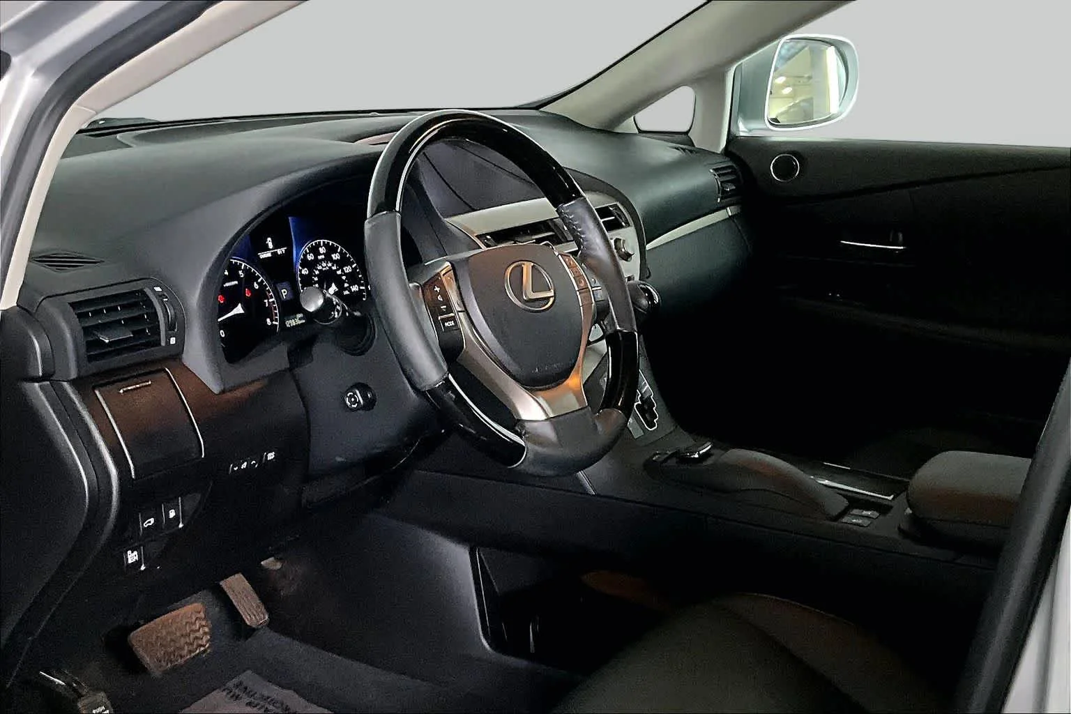 Used 2015 Silver Lining Metallic Lexus  image 18