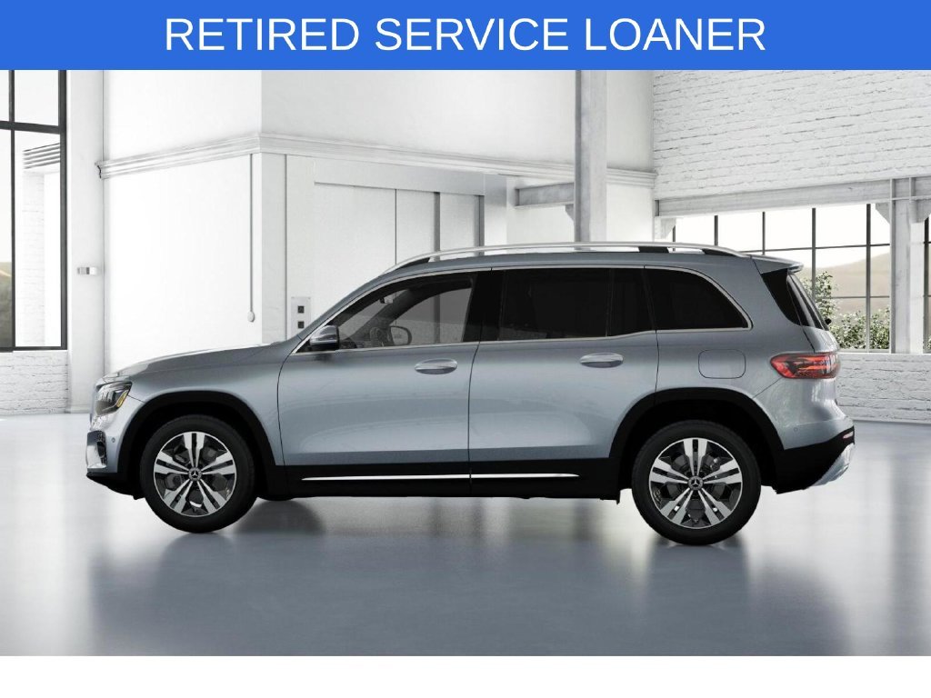 Used 2026 Silver Mercedes-Benz GLB 250 image 33