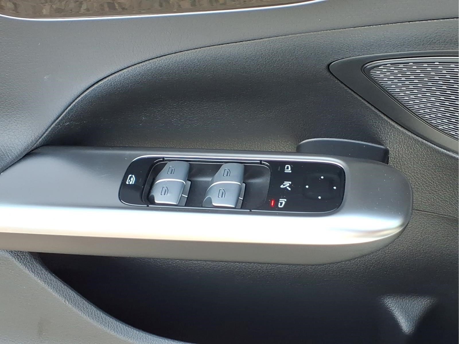 Certified Used 2023 Polar White Mercedes-Benz C 300 4MATIC® Sedan image 21