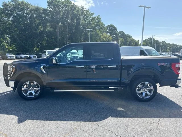 Used 2023 Blue Metallic Ford Lariat image 6