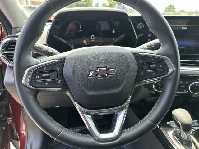 Used 2024 Red Chevrolet ACTIV image 13