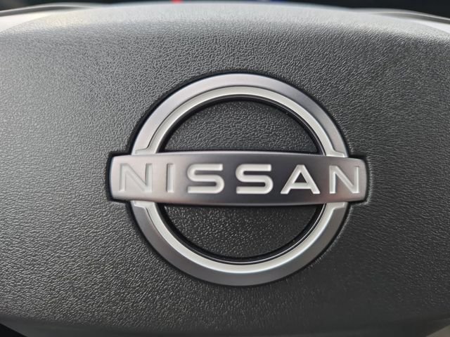 New 2026 Everest White Pearl TriCoat Nissan Platinum image 5