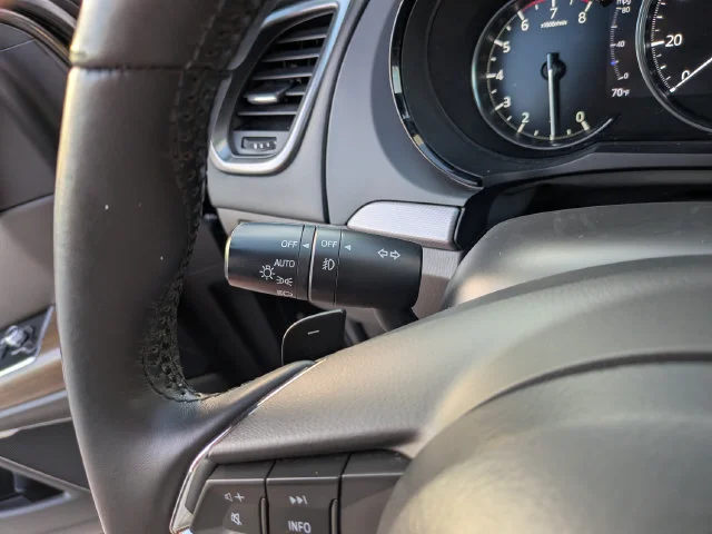 Used 2021 Gray Mazda Signature image 32