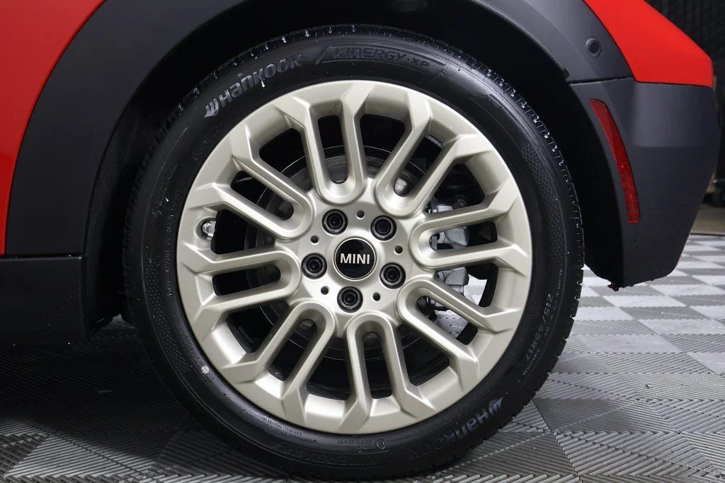 New 2026 Chili Red MINI Signature Plus image 9