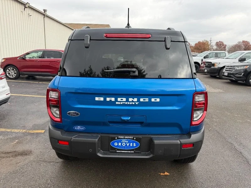 New 2025 Velocity Blue Metallic Ford Outer Banks® image 6