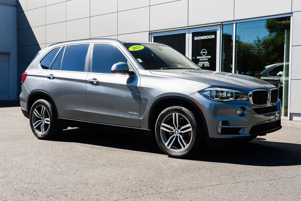 Used 2015 Gray BMW xDrive35d image 1
