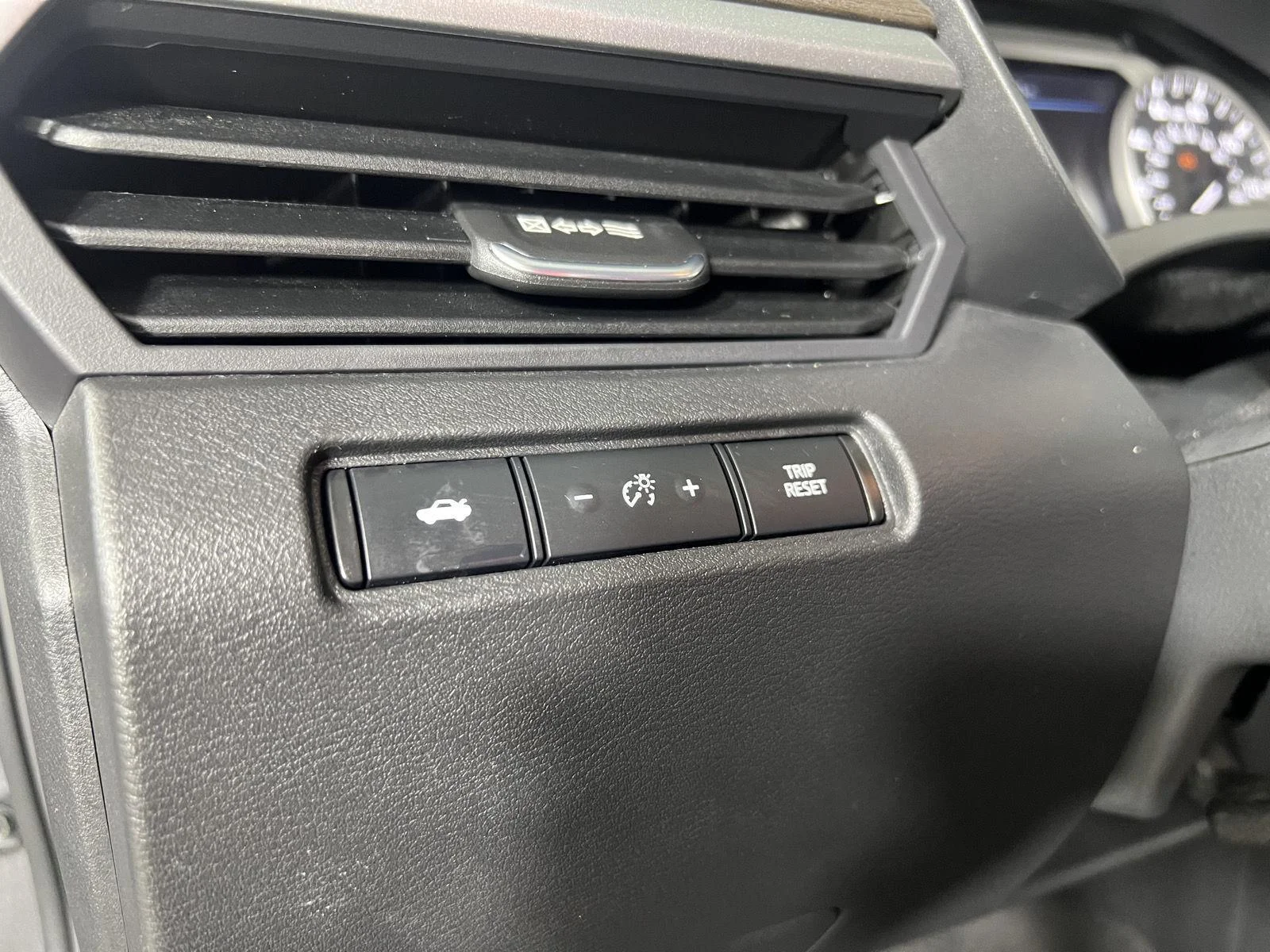 Used 2023 Gun Metallic Nissan 2.5 SV image 16