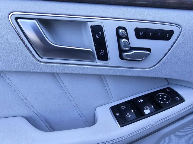 Used 2014 Silver Mercedes-Benz E 350 image 22