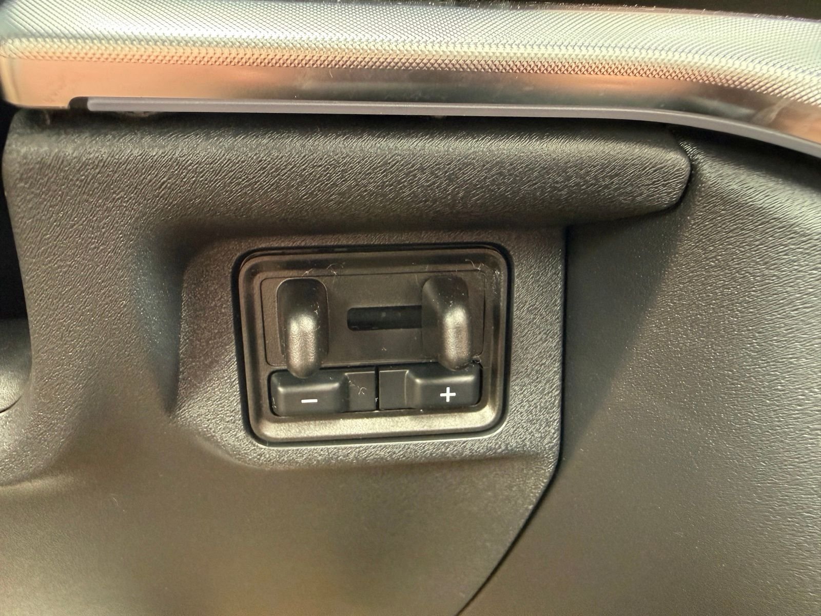 New 2026 Gray Ford Tremor image 28
