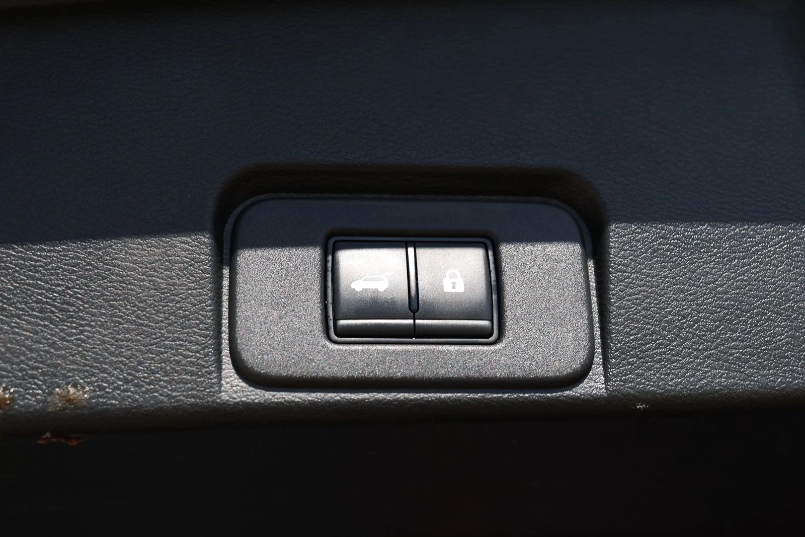 Used 2024 Gray Nissan SV image 33