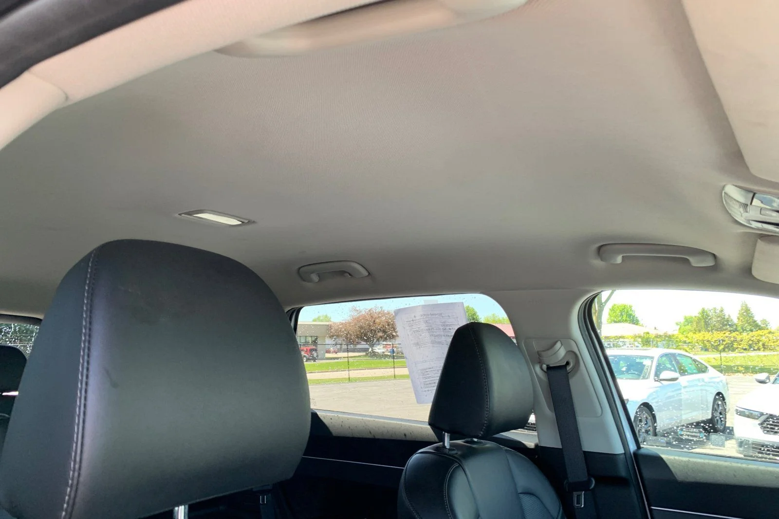 Used 2024 White Kia S image 22
