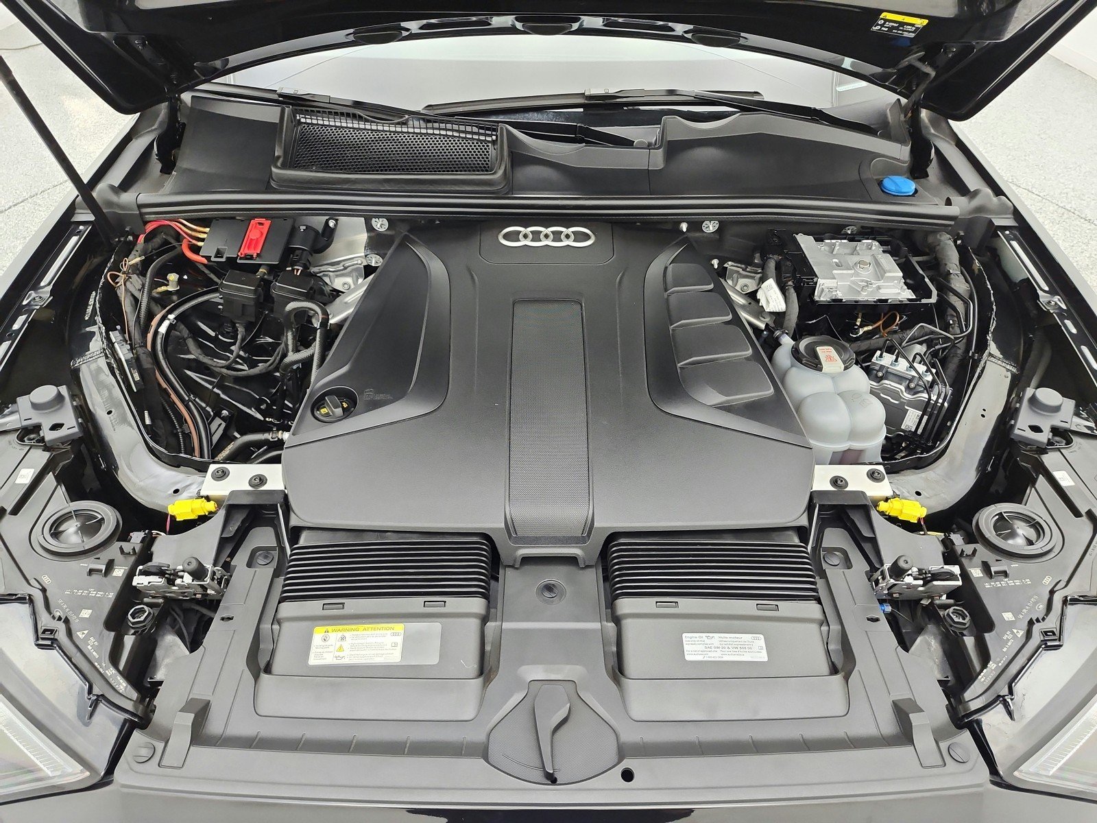 Used 2023 Mythos Black Metallic Audi Premium image 16