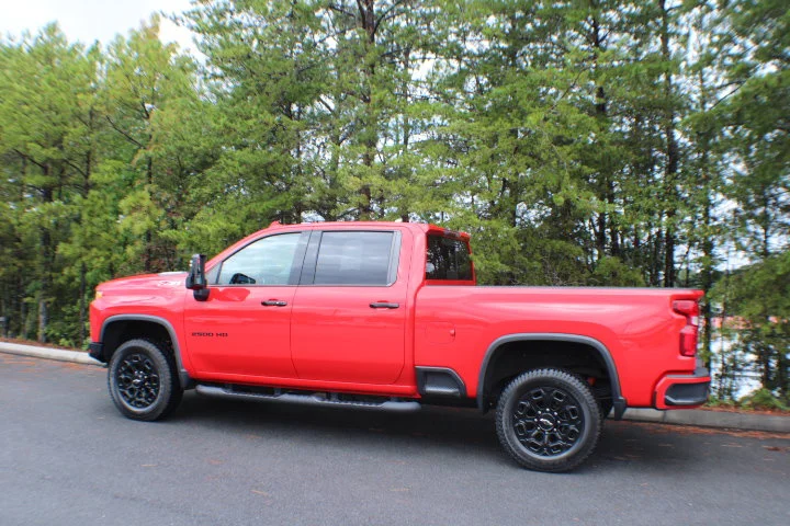 Used 2022 RED HOT Chevrolet LTZ image 3