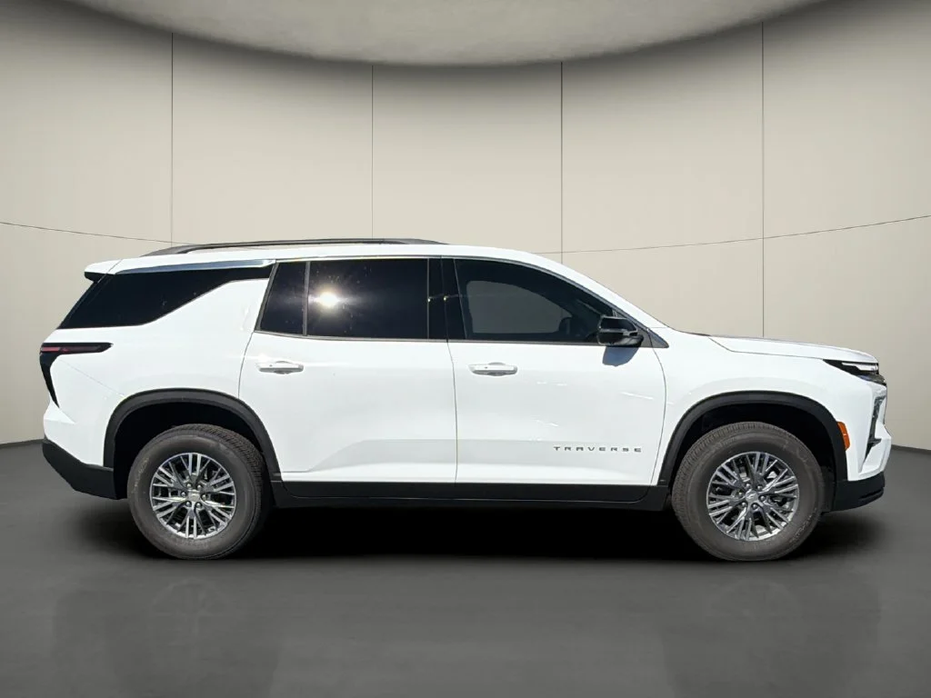New 2027 Summit White Chevrolet LT image 8