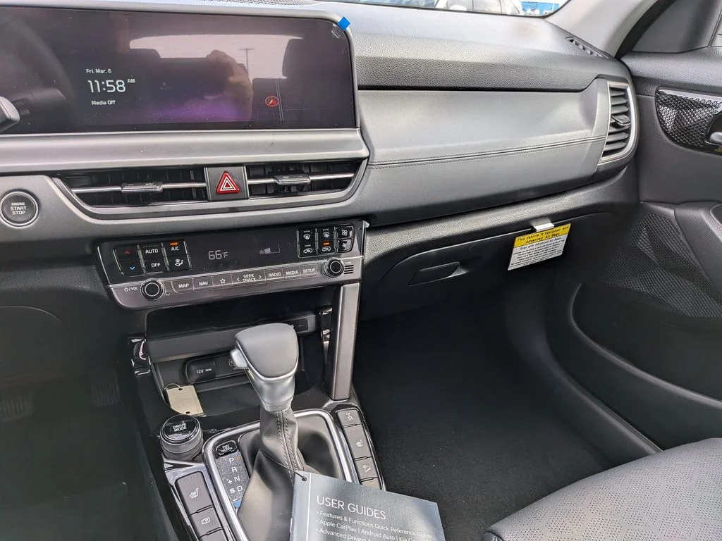 New 2026 White Kia EX image 10