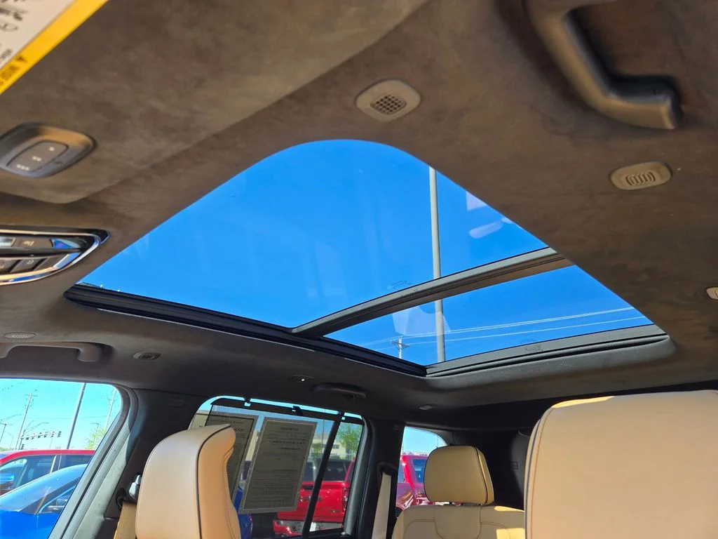 Used 2024 Black Jeep Summit image 29