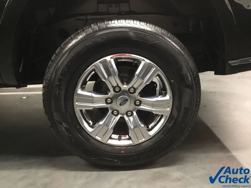 Used 2019 Black Ford XLT image 25