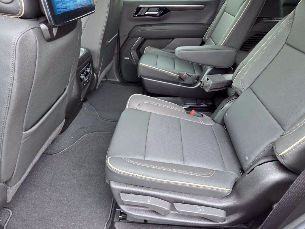 2026 Chevrolet Tahoe Premier - Photo 7