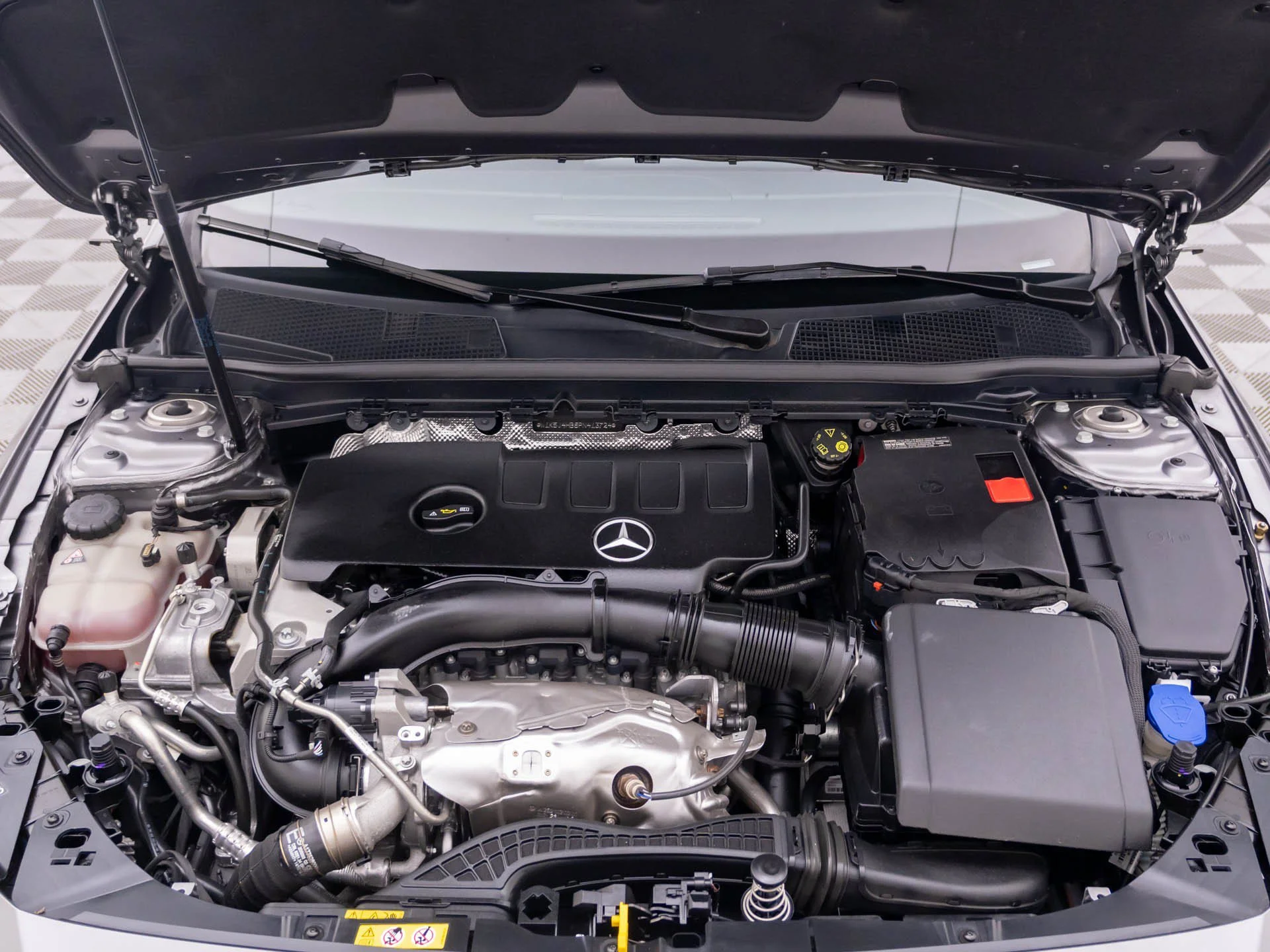 Used 2023 Gray Mercedes-Benz CLA 250 image 34