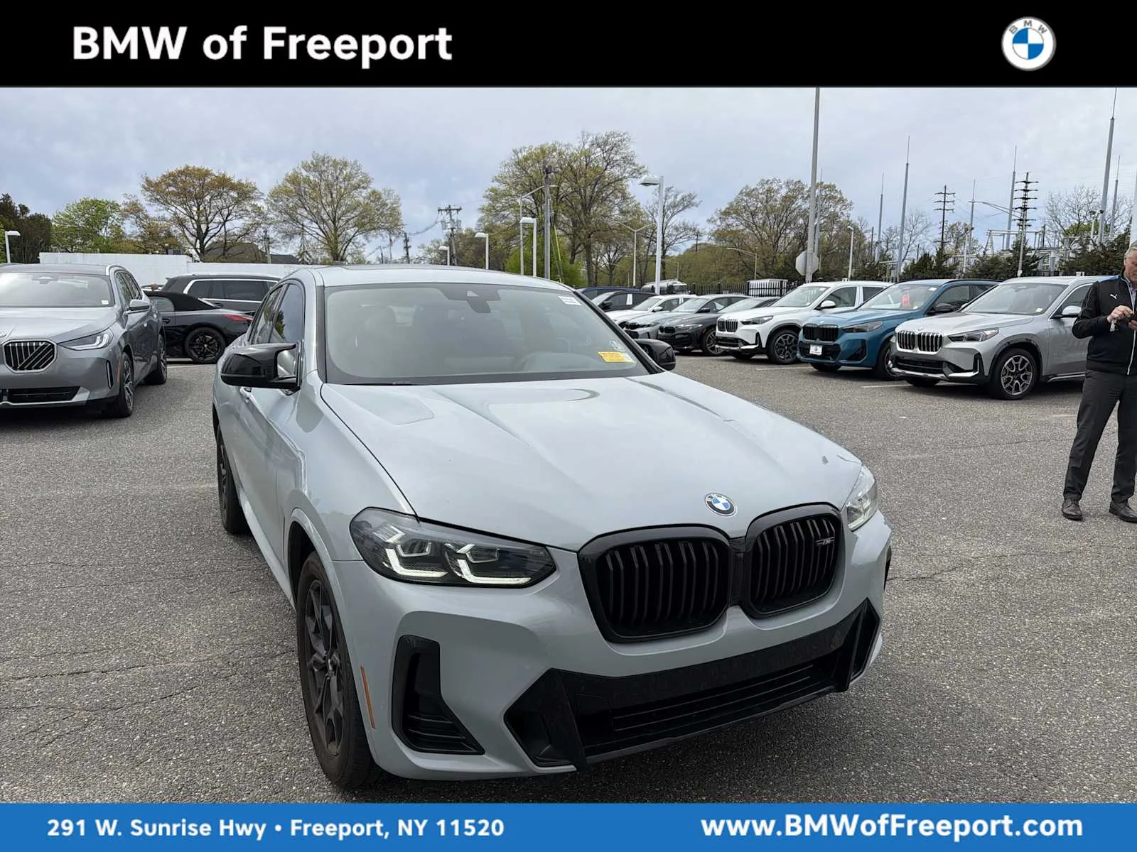 2024 BMW X4 M40i's photo