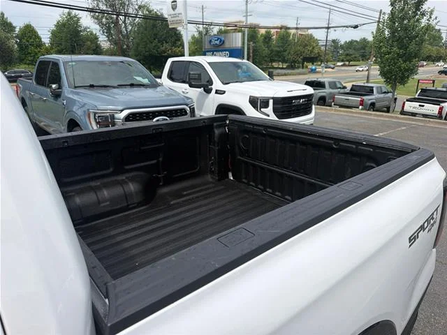 Used 2024 Oxford White Ford  image 25
