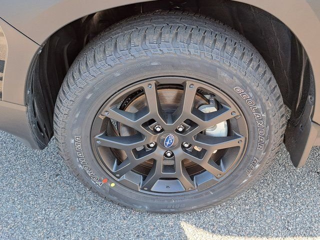 New 2026 CRYSTAL BLACK SILICA Subaru Wilderness image 16