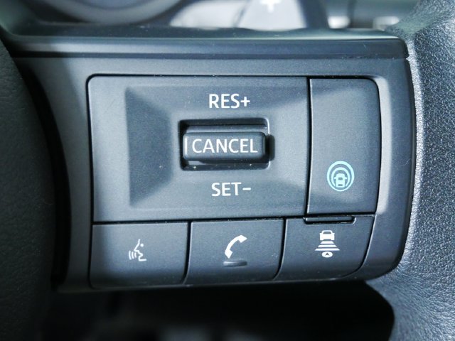 Used 2024 Silver Nissan SV image 25