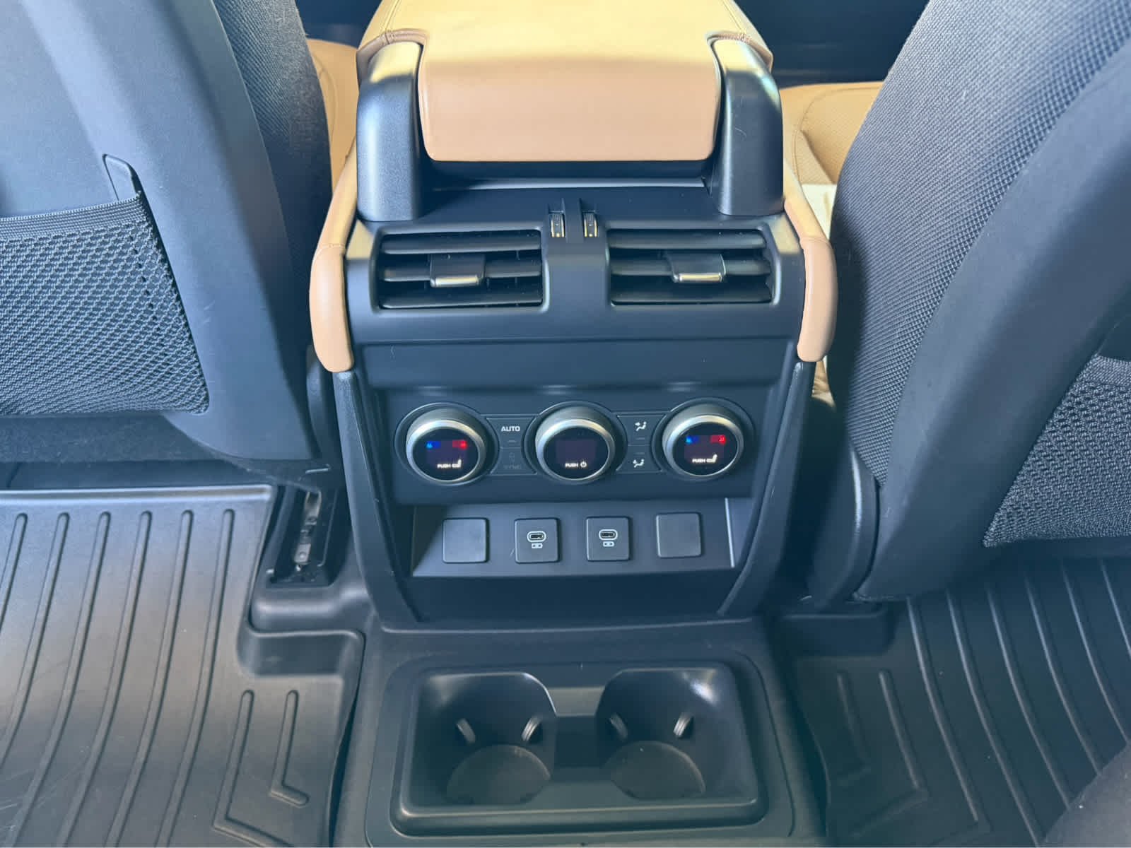 Certified Used 2025 Santorini Black Metallic Land Rover X image 18