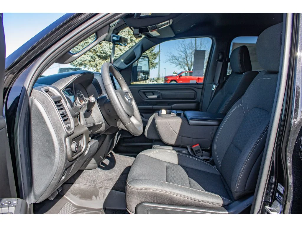 2026 RAM 1500 Warlock - Photo 13