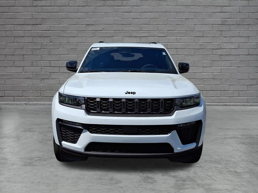 New 2026 Bright White Clearcoat Jeep Limited image 2