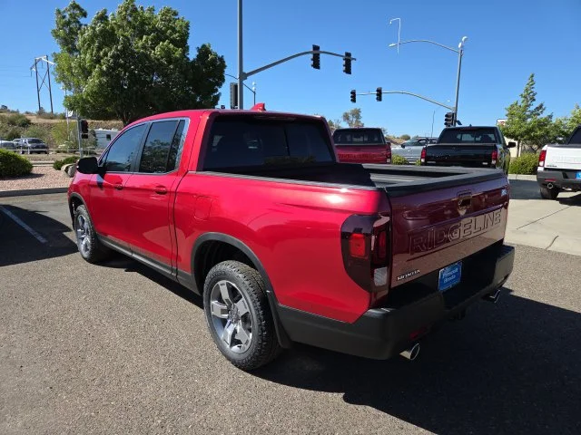 New 2026 Radiant Red Metallic II Honda RTL image 4
