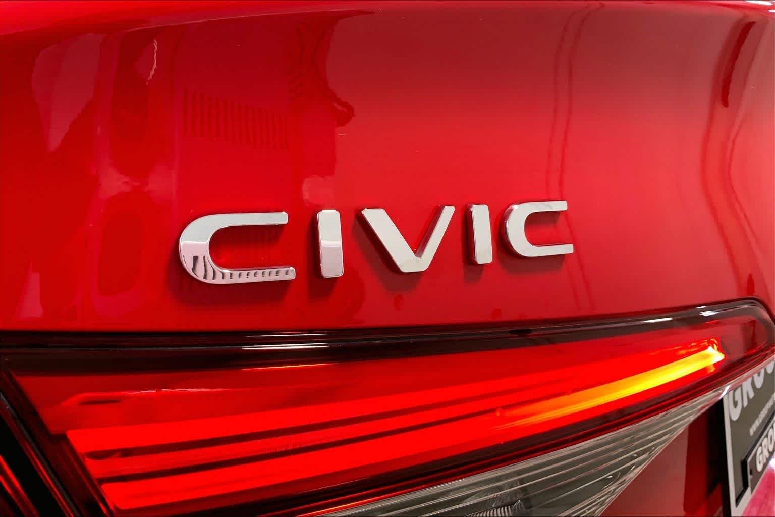 Used 2022 Rallye Red Honda Touring image 29