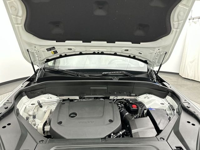 Used 2023 White Volvo Ultimate image 27