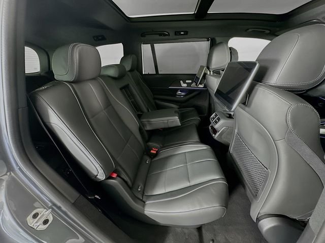 New 2026 Selenite Grey Metallic Mercedes-Benz GLS 580 image 30