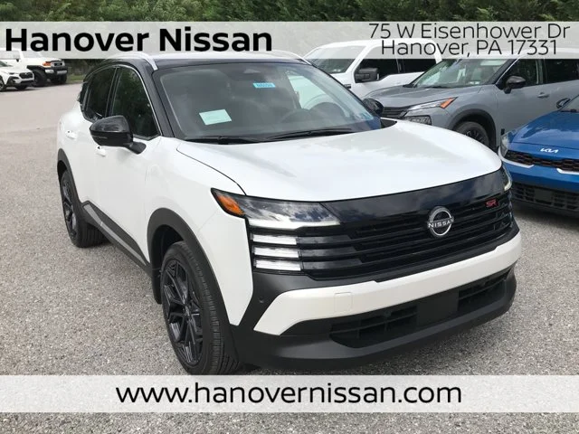 New 2027 Aspen White Tricoat/Super Black Nissan SR image 1