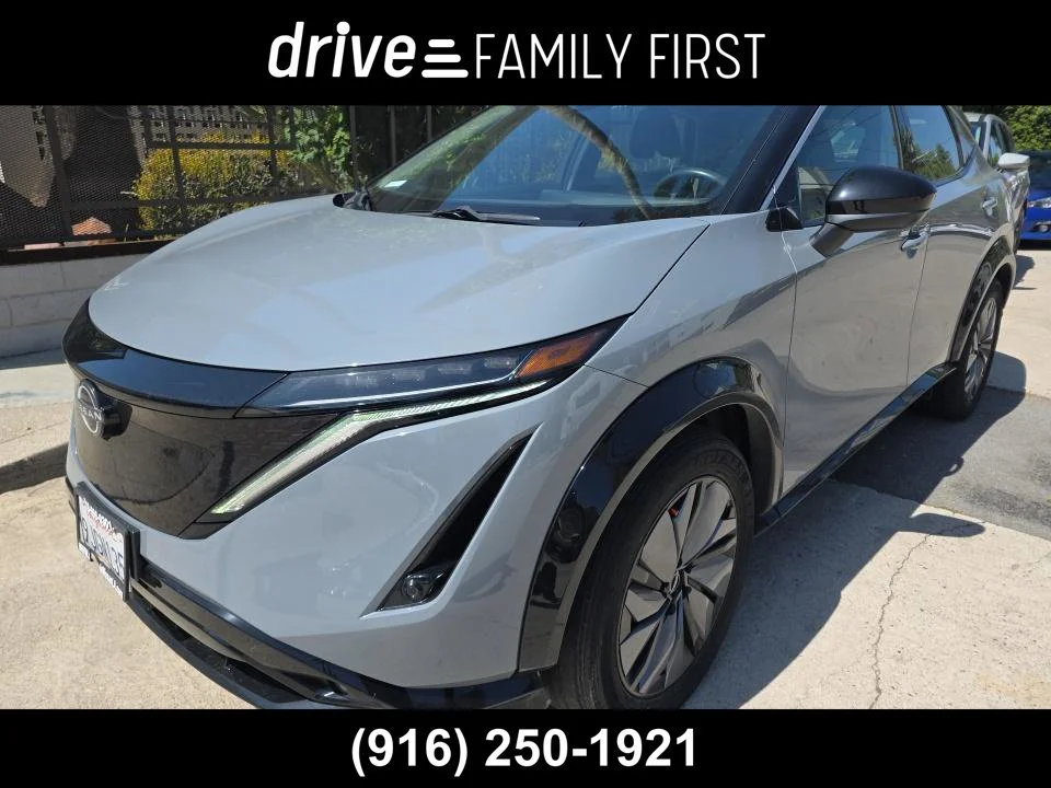Used 2023 Boulder Gray Pearl/Black Diamond Pearl Nissan EVOLVE+ image 1