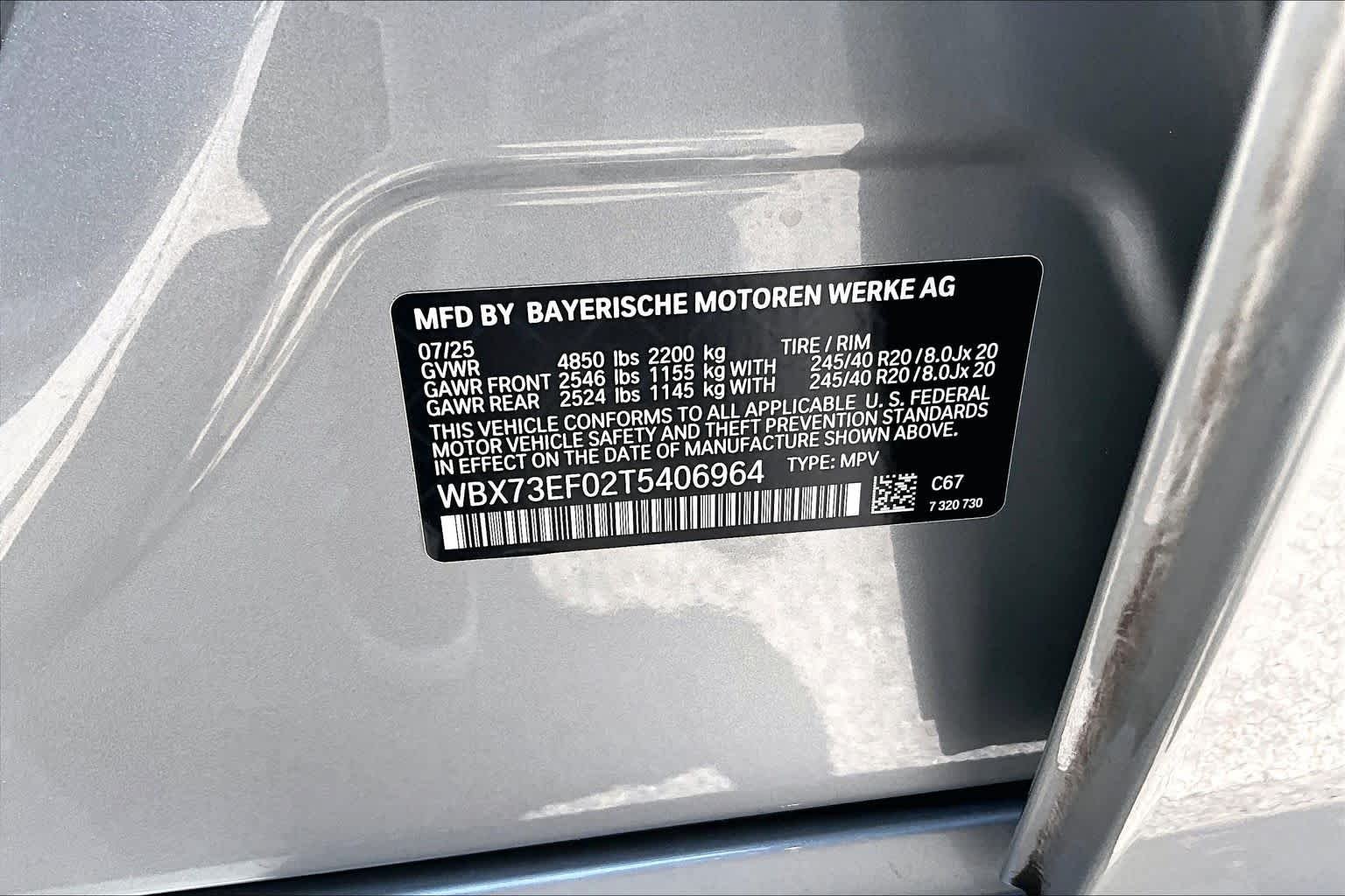 Used 2026 Space Silver Metallic BMW xDrive28i image 35