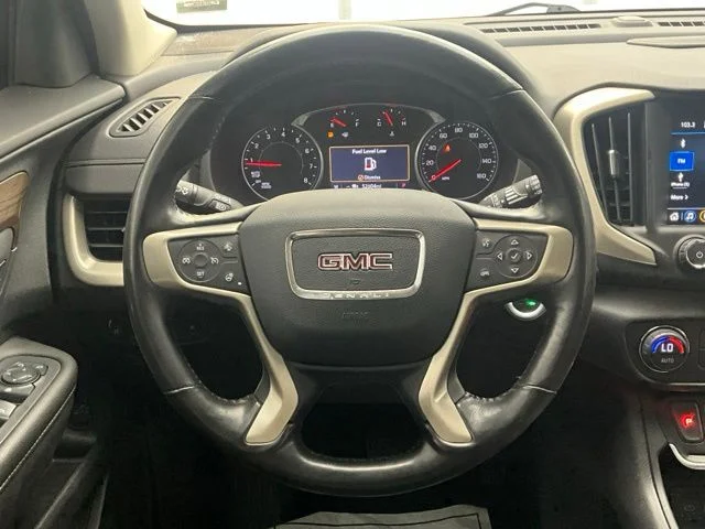 Used 2020 White GMC Denali image 9