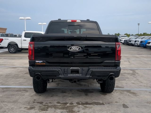 New 2026 Agate Black Metallic Ford Tremor® image 107